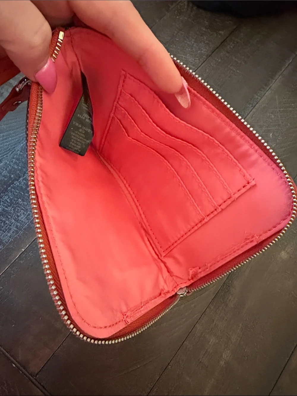 Fossil wristlet horizontal